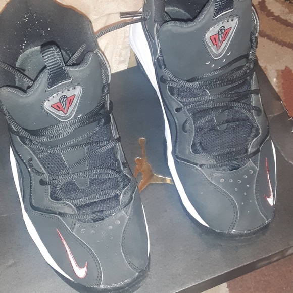 Nike Air Pippen Black Varsity Red(2015)